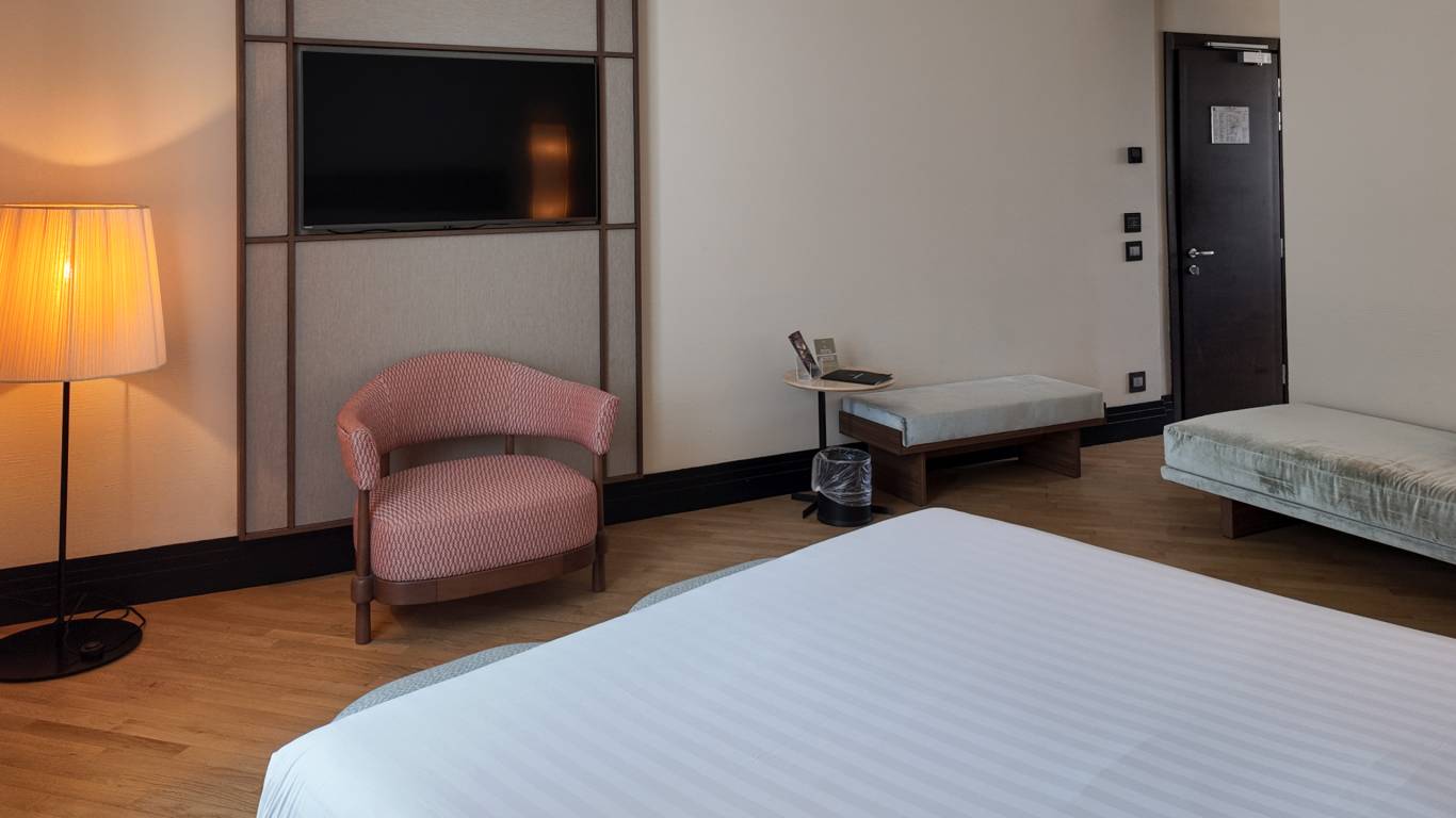 Rome-Times-Hotel-Main-Junior-Suite-506-2