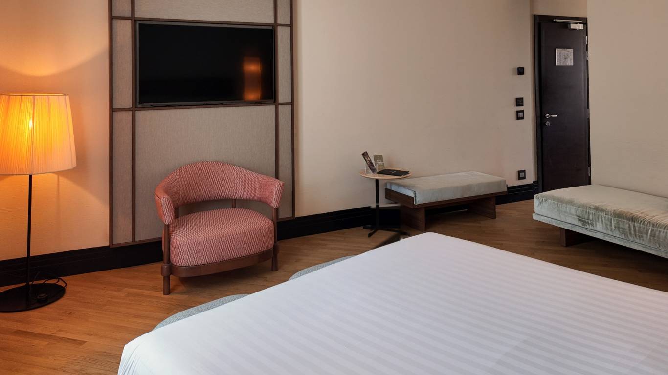 Rome-Times-Hotel-Main-Junior-Suite-506-2a Rome-Times-Hotel-Main-Junior-Suite-506-2a